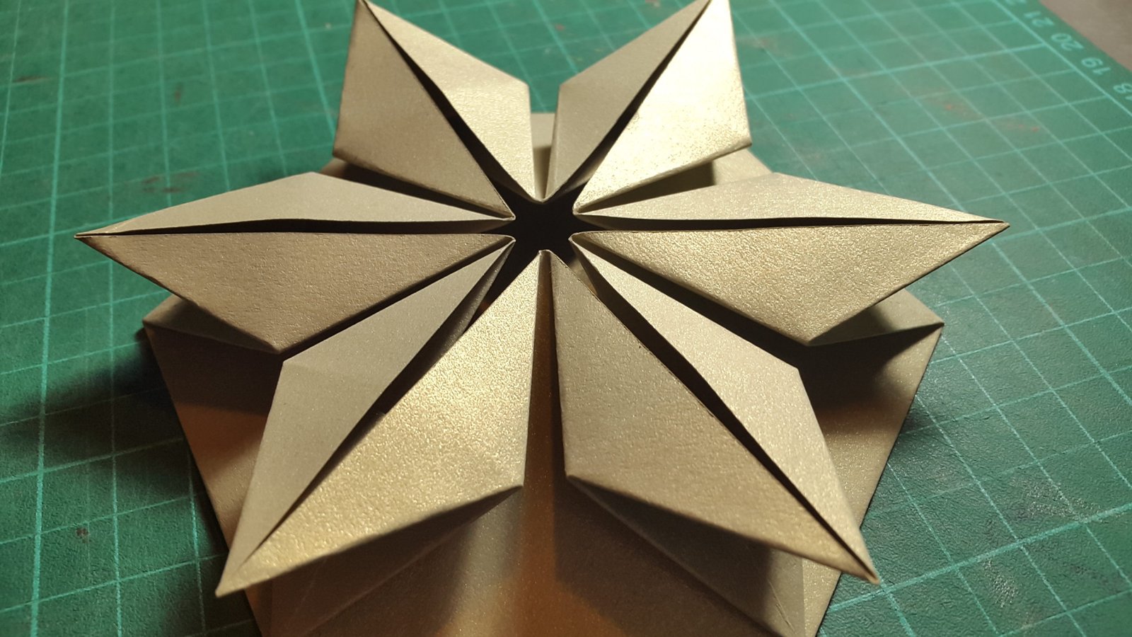 3D gold star greeting card